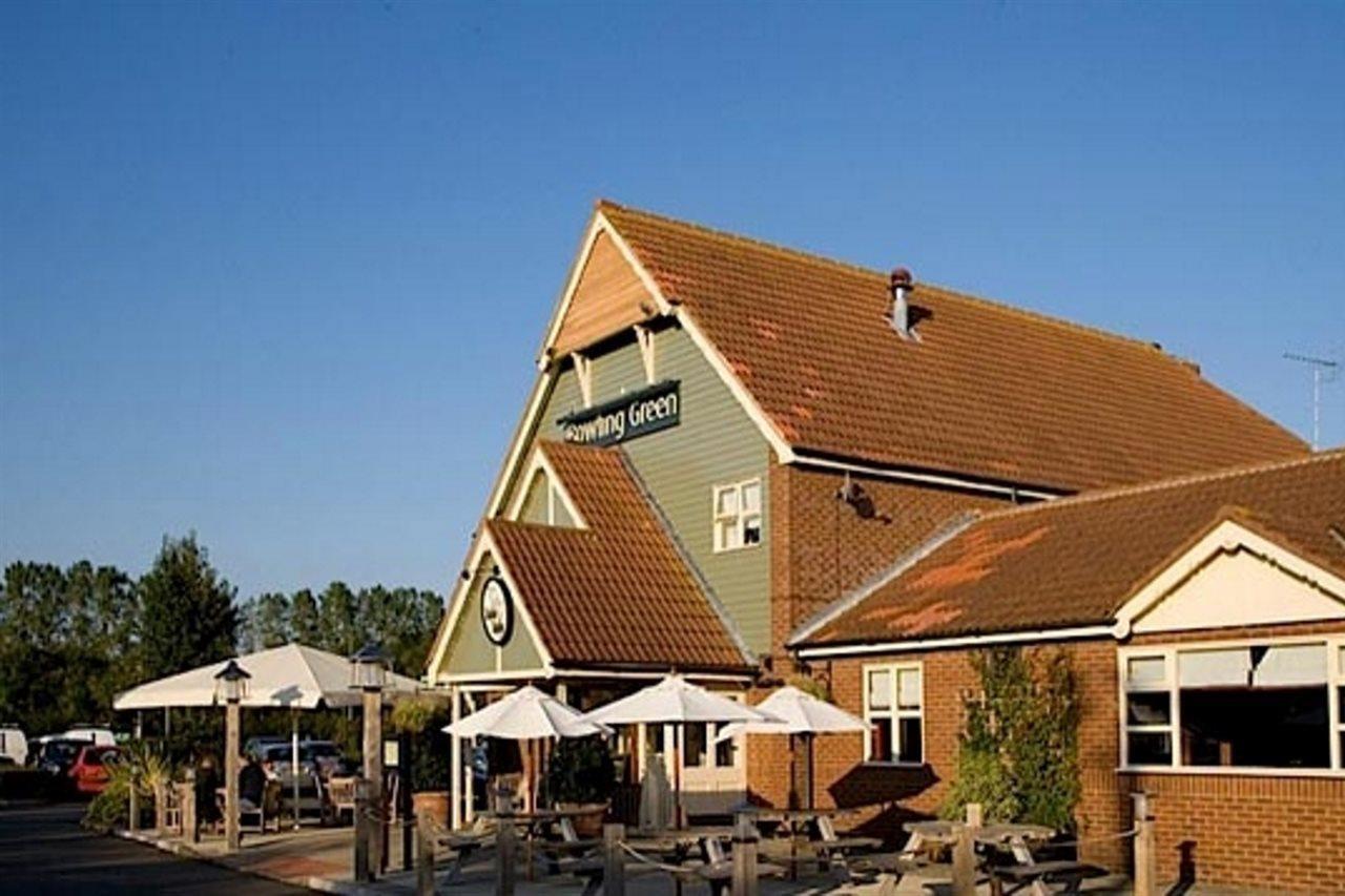 Premier Inn Клактън он Сий Екстериор снимка